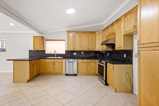 Photo - 1167 Tierra Luna