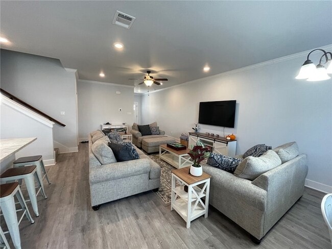 Photo - 1448 Ailin Dr