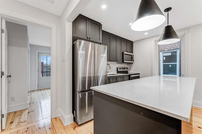 Building Photo - 288 Arlington Ave