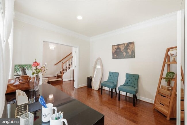 Photo - 6526 Wayside Pl