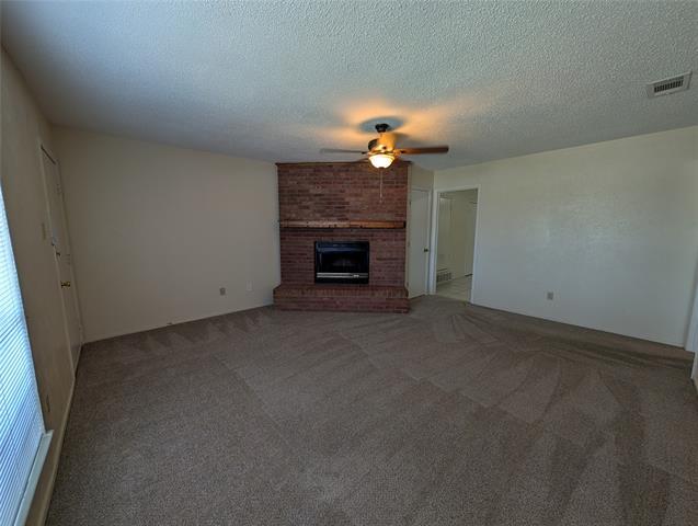 Photo - 604 Oak St