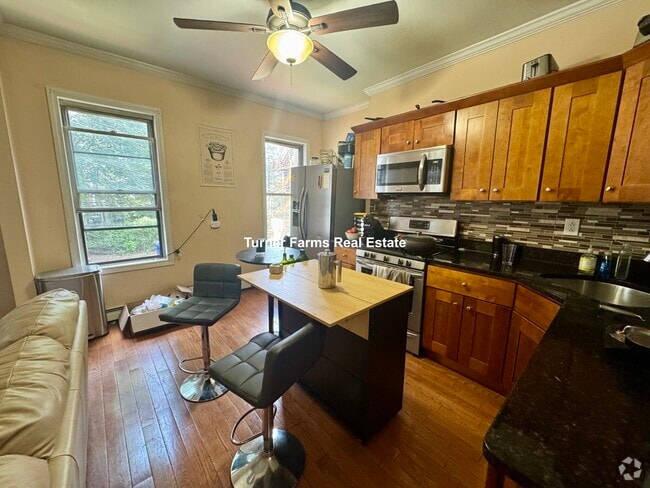 Building Photo - 63 I St Unit 1 Rental