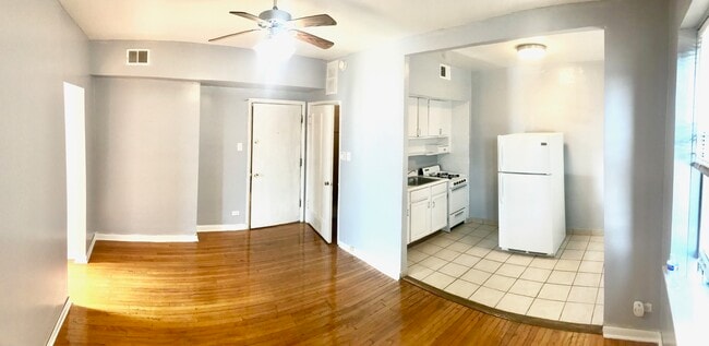 Photo - 4355 S Sawyer Ave