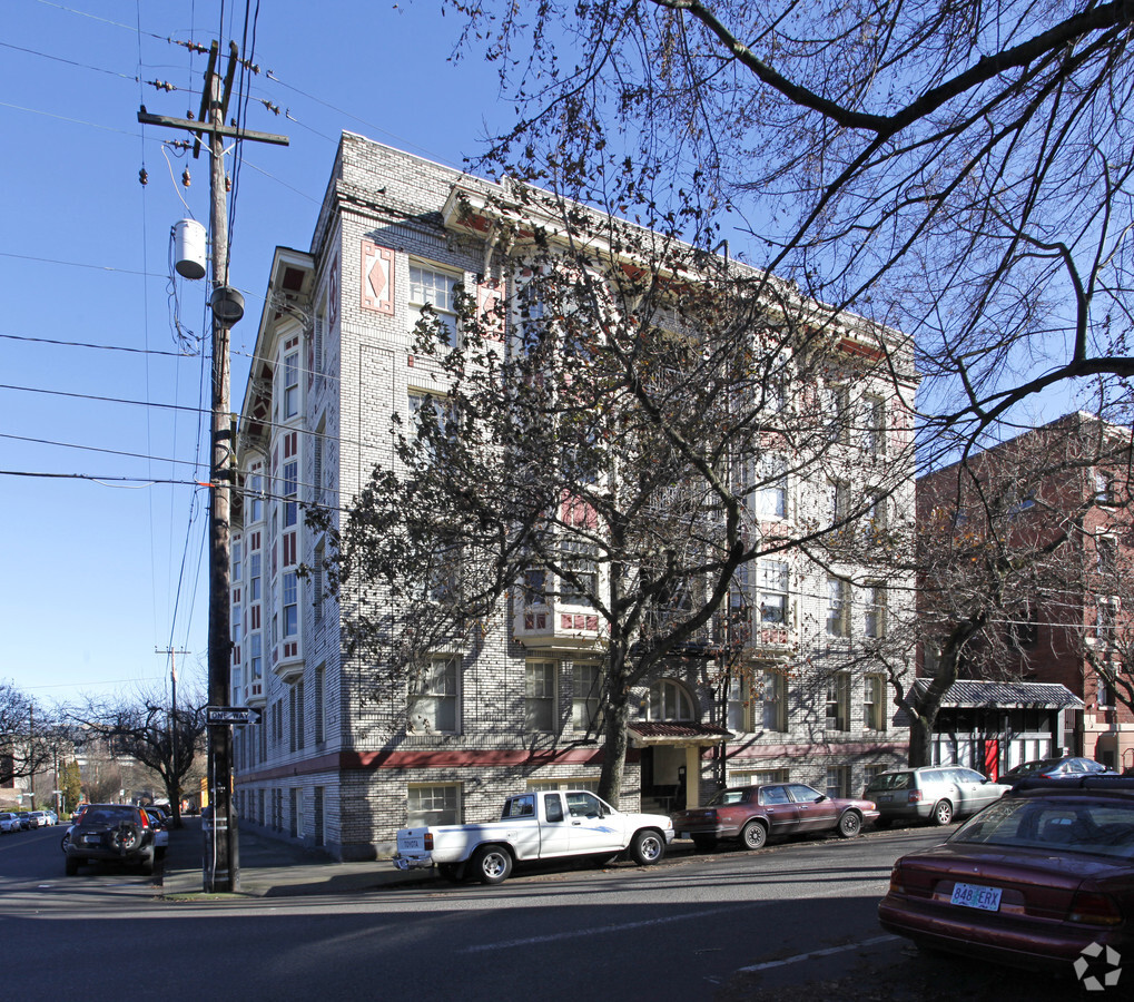 Photo - Altonia Apartments