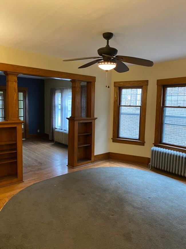 dining room - 839 McKinley Pky Unit lower