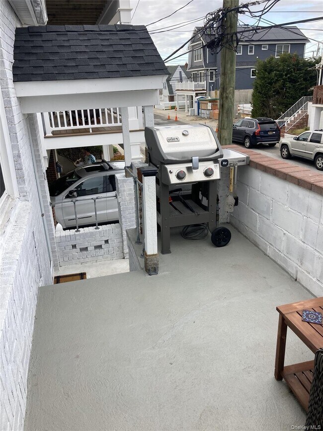 Photo - 87 Buffalo Ave Unit Main