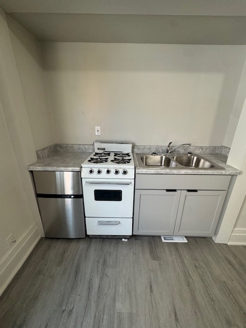 Photo - 72 S Union St Unit 7