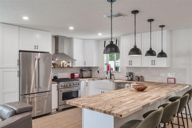 Photo - 840 W Canton Ave