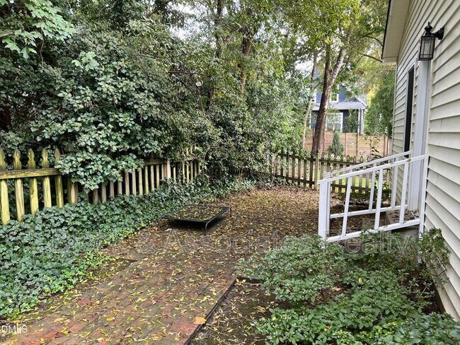 Photo - 316 Cooke St