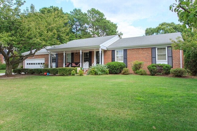 Photo - 3617 Hermitage Dr