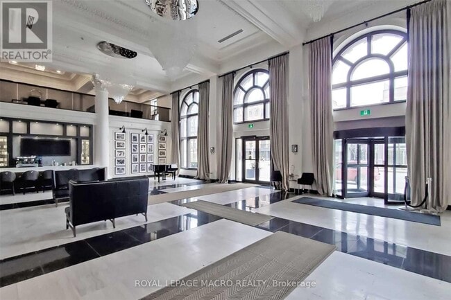 Photo - 112 King St E Unit 1112