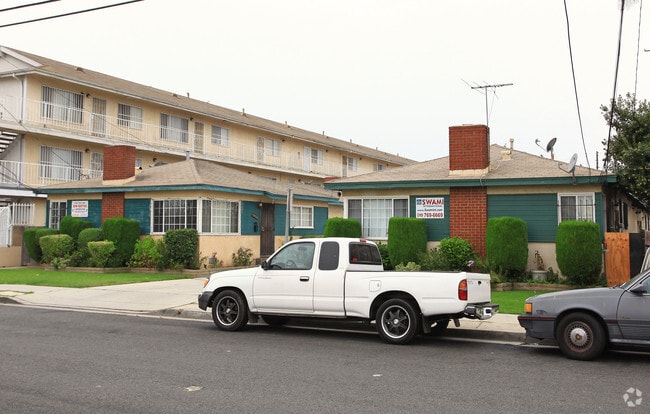 Building Photo - 13227-13233 Kornblum Ave Rental