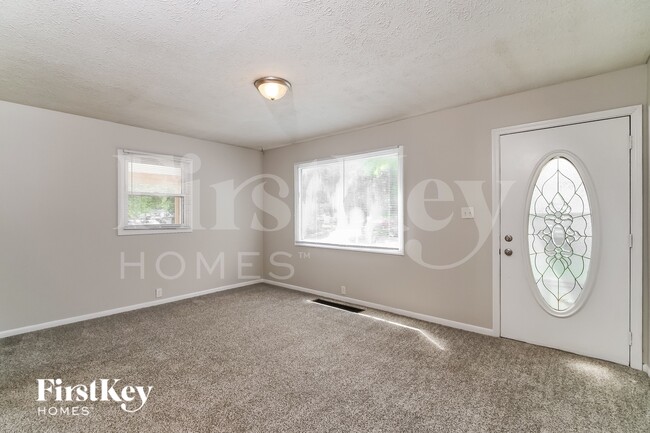 Photo - 2031 Sharon Ave