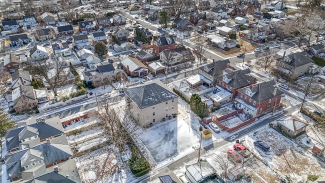 Photo - 1513 Maple St