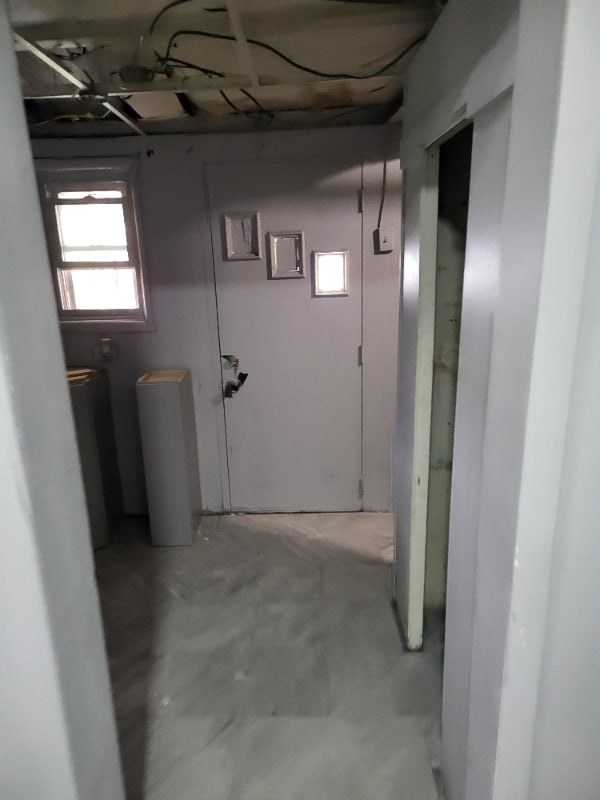 Photo - 643 N Peach St