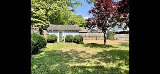 Photo - 531 E Eastland St