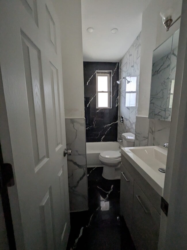 Photo - 644 Kennedy Blvd Unit 2