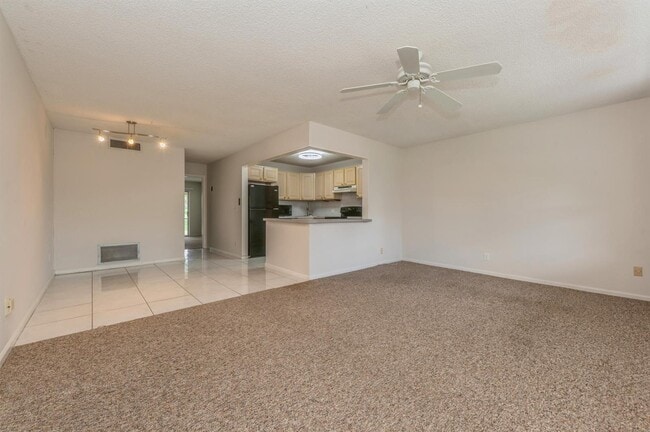 Photo - 2405 Lowson Blvd Unit fairways
