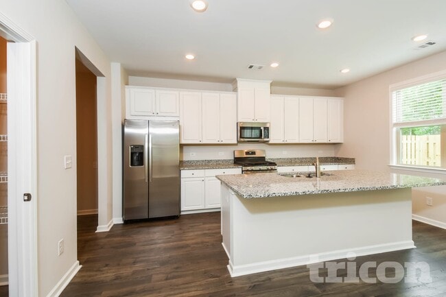 Photo - 148 Chapelcrest Ln