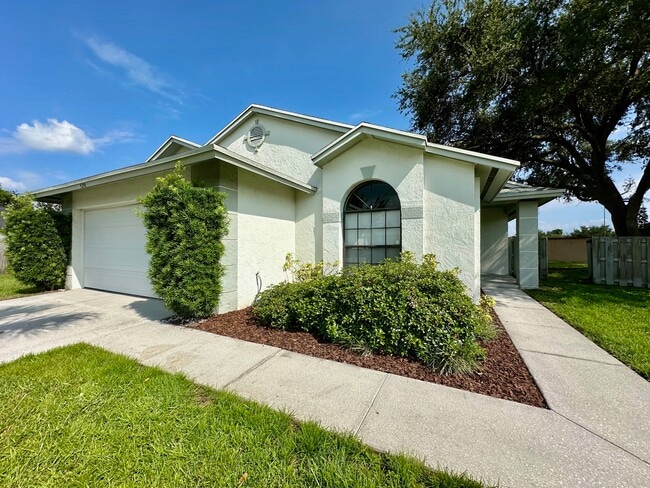 Building Photo - 5200 Lonesome Dove Dr Rental