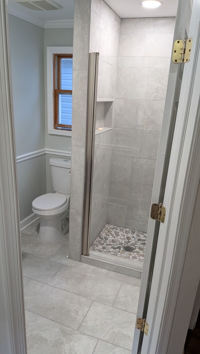 Photo - 167 Jerome Pl