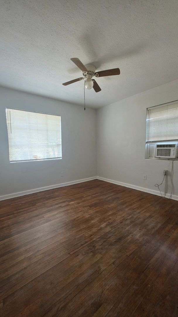 Photo - 903 7th Ave Unidad 903 A 7th Ave