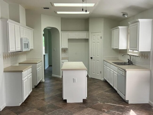 Photo - 1202 Wood Creek Dr
