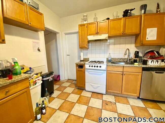 Photo - 46 Park Vale Ave Unidad 4