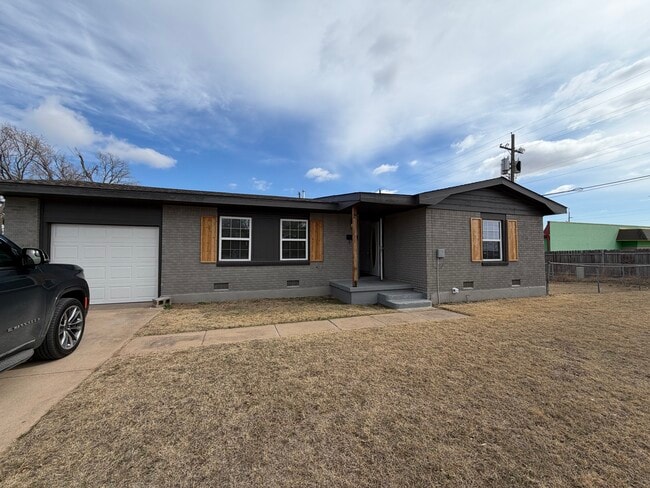 Building Photo - 1415 NW 44th St