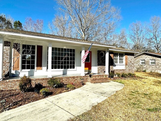 Photo - 4 Bedroom 2 Bath Home in Goose Creek