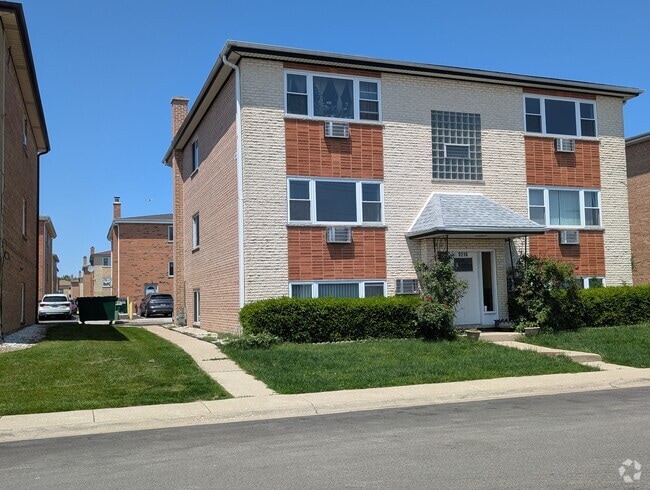 Building Photo - 9216 Seymour Ave Unit 1W Rental