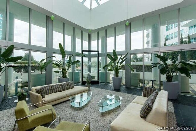 Photo - 3131 NE 188th St Unidad #2-606