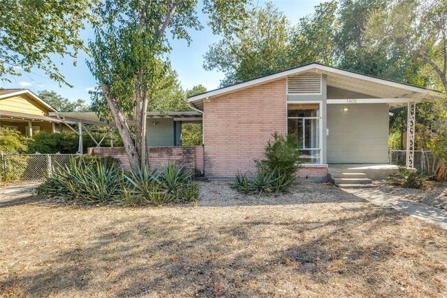 1405 Broadmoor Dr
