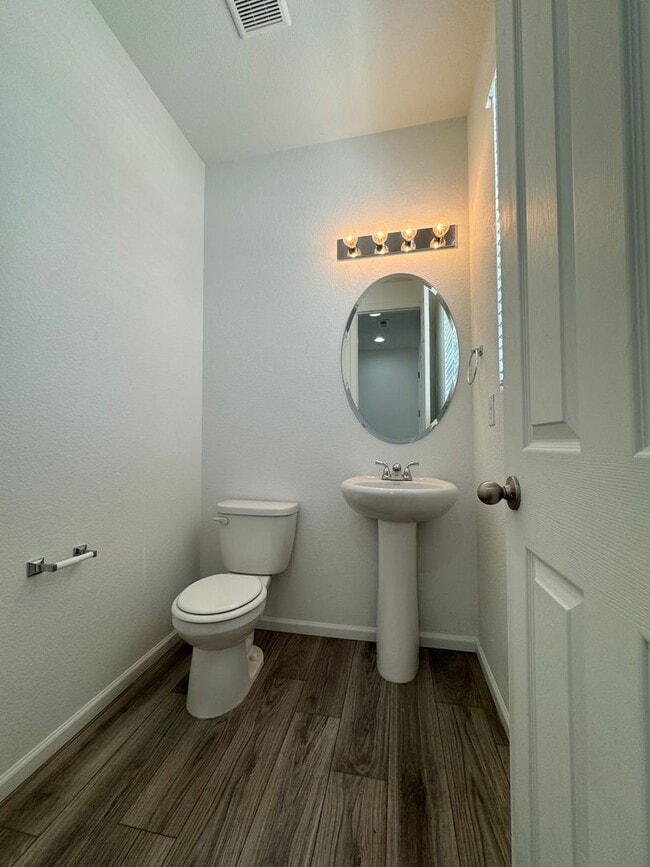 Photo - Newer 3 Bedroom plus loft in Paint Brush Hills