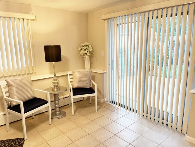 Photo - 36 2nd Ave Unit A