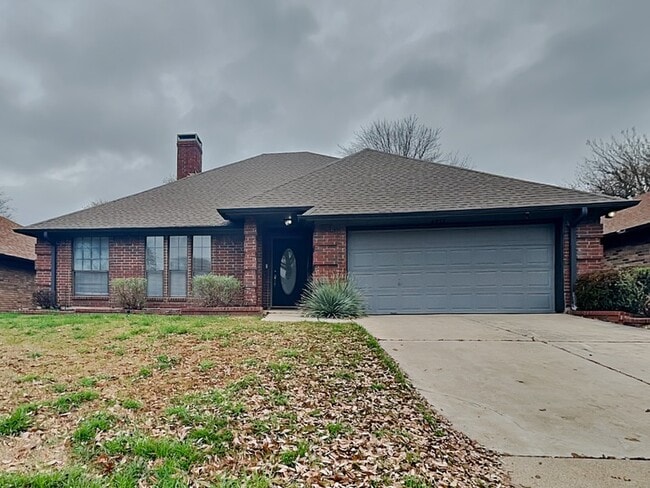 Building Photo - 4912 Barberry Dr