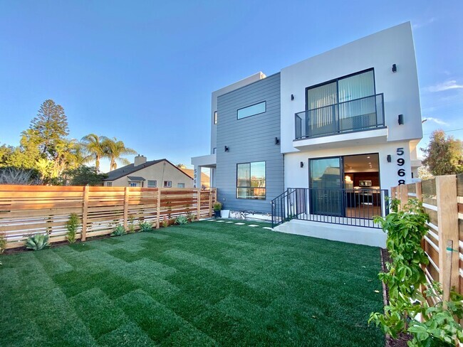 Building Photo - 5968 W. 86th PLACE FABULOUS NEW*4BD/4BA*TO... Unit 5968 Rental