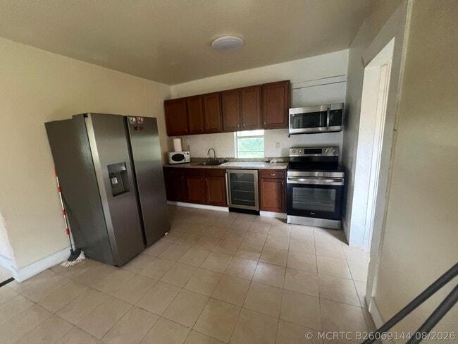 Photo - 421 N 10th St