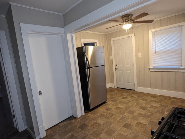 Photo - 8334 Jackson St