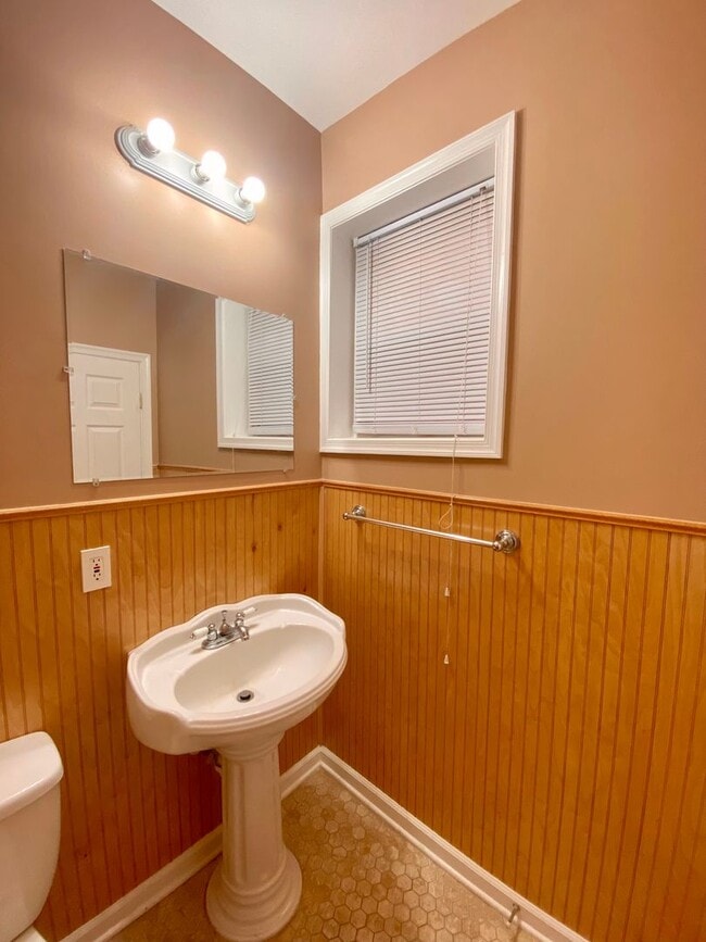 Photo - Charming 2 Bedroom/2 Bathroom Townhome in Harwood, Baltimore, MD!