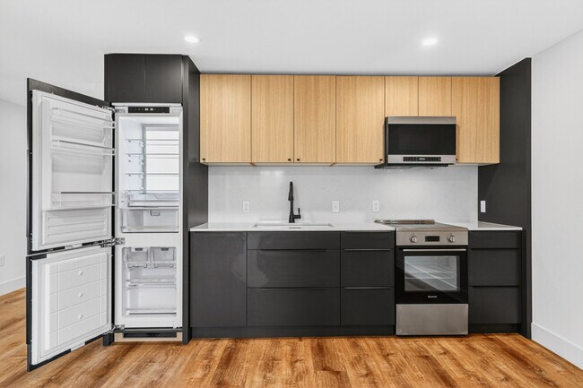 Photo - 3400 Tennyson St