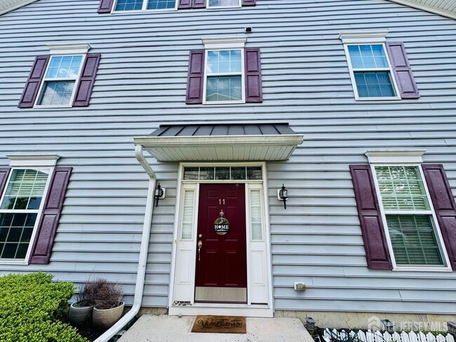 Photo - 11 Morris Ln