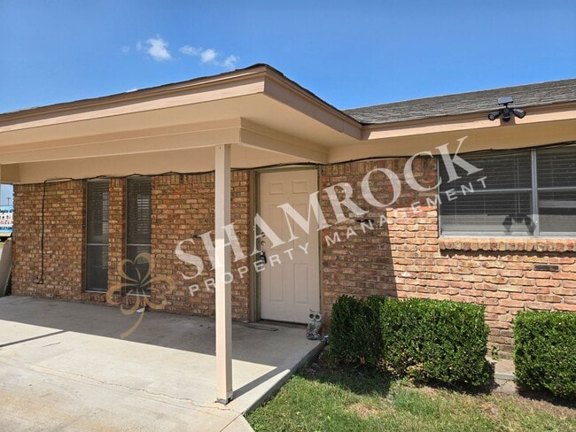 Building Photo - 7204-A Sanger Ave.