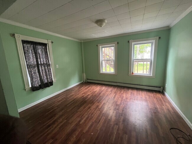 sala de estar - 8 Oak St Unidad #1