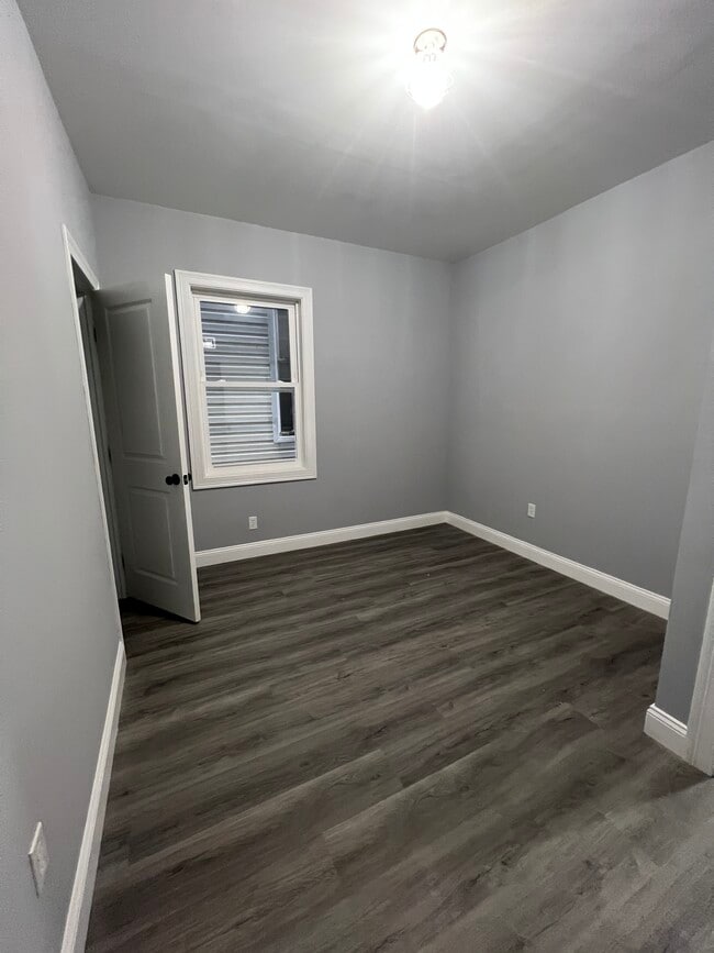 Photo - 163 N 9th St