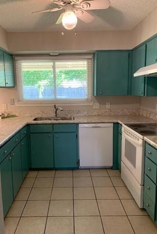 Photo - 7529 Walnuthill Ct