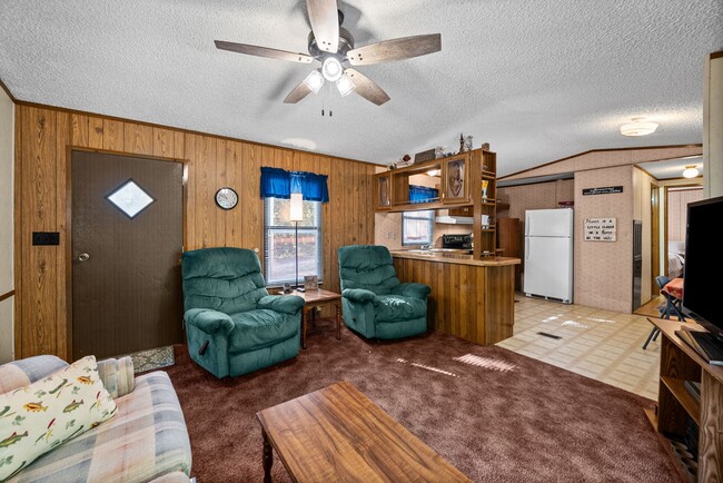 115 Eagle Way Dr