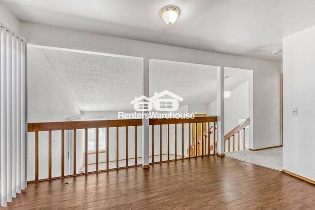 Photo - Great Price!!!  Minutes from Higlands Ranch Rec Center.  Bright living room, all stainless steel ...