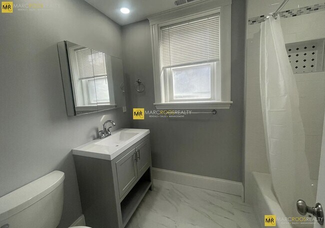 Photo - 78 Summer St