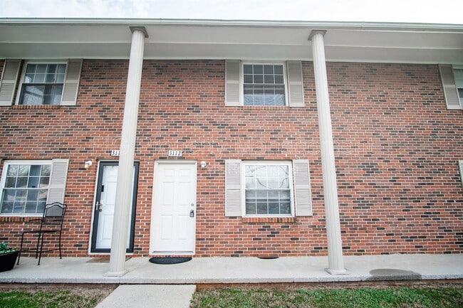 Photo - 3112 E Governor John Sevier Hwy